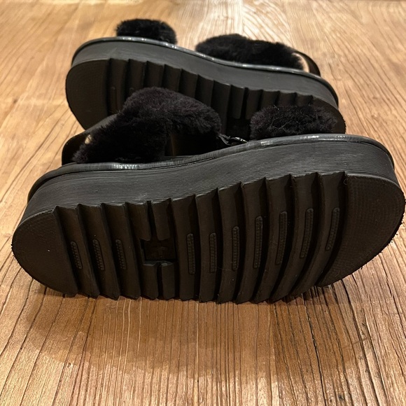 Dr. Martens Francis Fluffy F Fur Leather Sandals, Black, Like New, Size 7-8 /38 - Picture 10 of 11